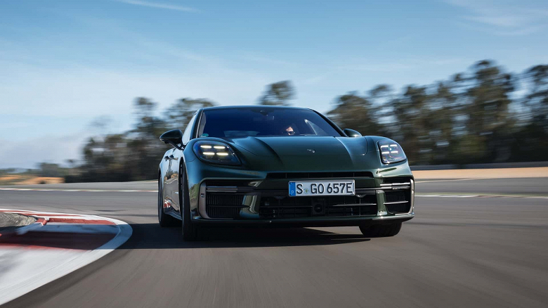 Объявлены цены на самый мощный Porsche Panamera 2025 с активной подвеской Porsche Active Ride