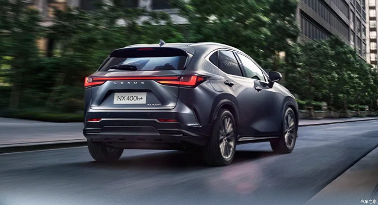 265 л.с., 64 цвета, 14 дюймов — дорого. Представлен премиум-кроссовер Lexus NX 2024