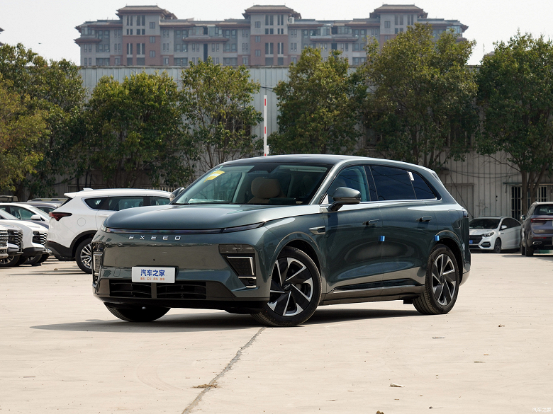 Chery и Exeed представили новейший кроссовер кроссовера Star Era ET