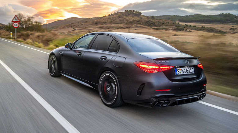 Представлен новый Mercedes-AMG C63 2024 с самым мощным в мире четырехцилиндровым мотором