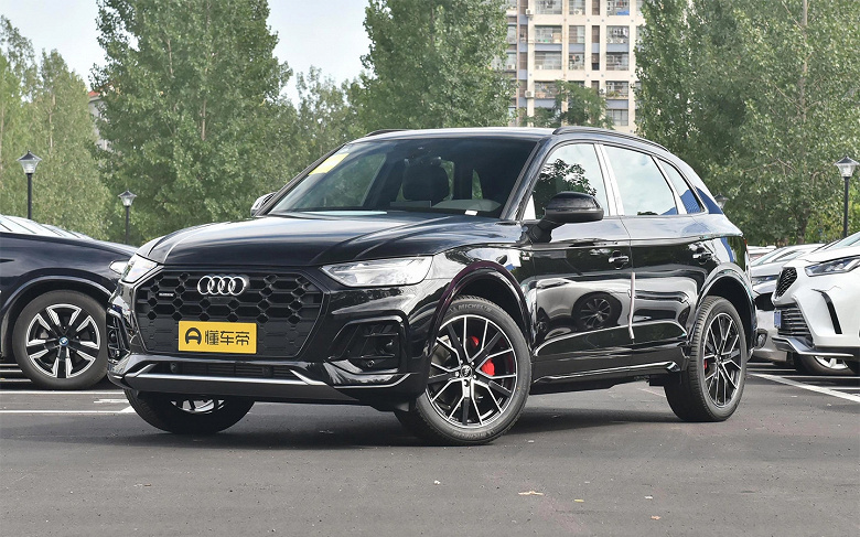 В Россию приедет новая партия кроссоверов Audi Q5 L с полным приводом и «честной гарантией» 2 года. Названа цена