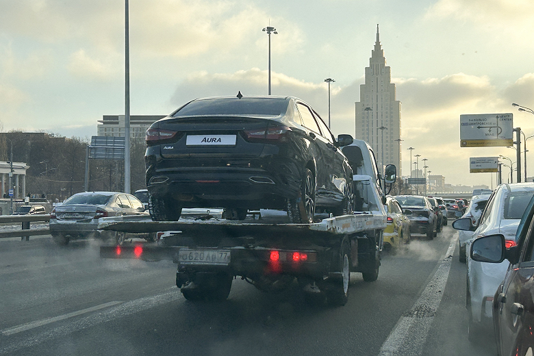 На замену Skoda Superb. АвтоВАЗ начал предсерийное производство большого седана Lada Aura