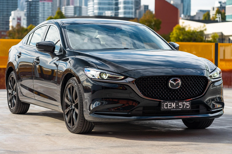 Новая партия Mazda 6 2024 с тремя разными моторами прибыла в Москву