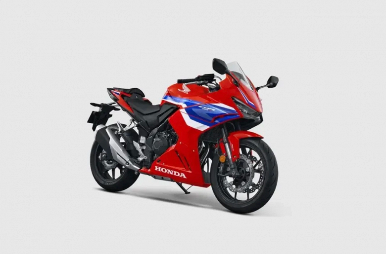 Представлен бензиновый Honda CBR400R 2024, который сильно подешевел по сравнению с предыдущей моделью и стоит менее $5000