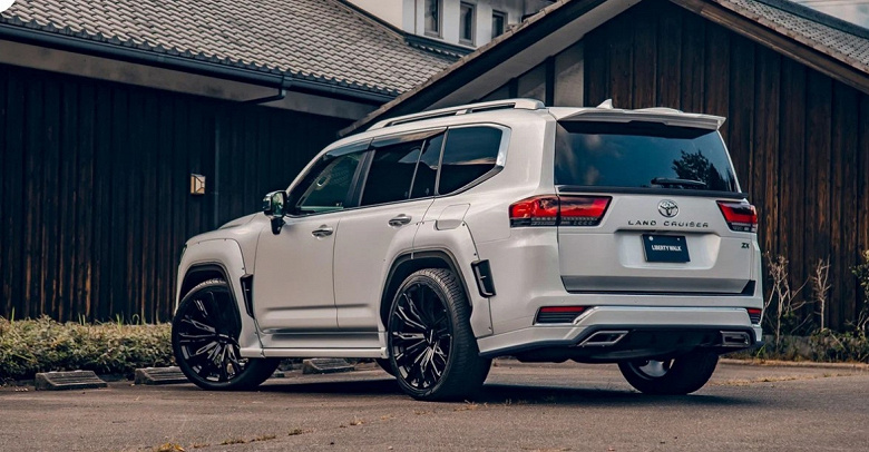 Представлен Toyota Land Cruiser 300 от Liberty Walk