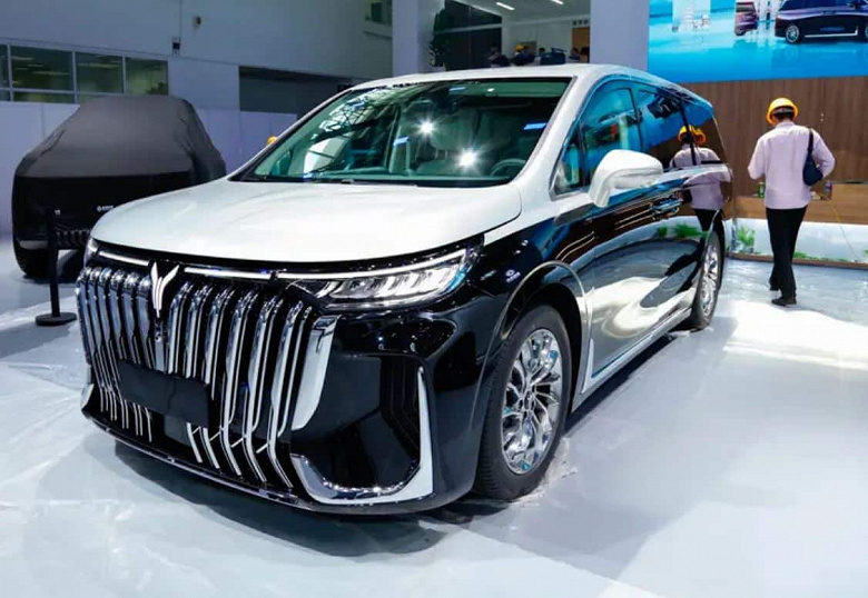 Замена Toyota Alphard в топовом исполнении. Представлен Voyah Dreamer Private Customized Edition 2024