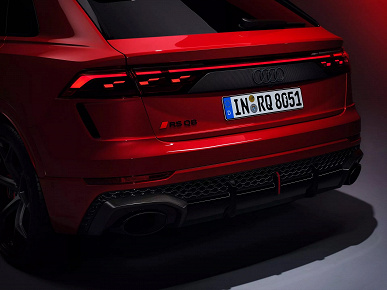 Это самый мощный автомобиль Audi с бензиновым мотором. Представлен 640-сильный Audi RS Q8 Performance — он оказался мощнее суперкара Audi R8