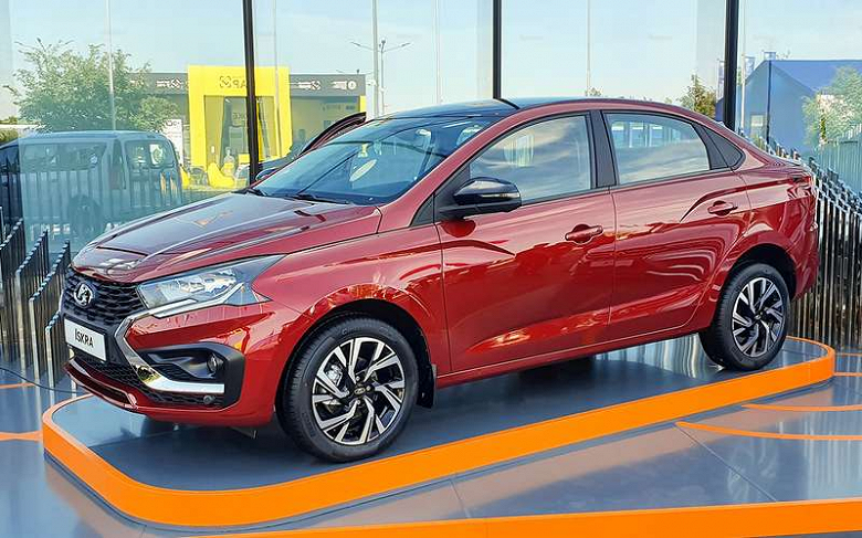 Когда начнутся сборка и продажи Lada Iskra, сколько она будет стоить, рассказал главный редактор журнала «За рулем»