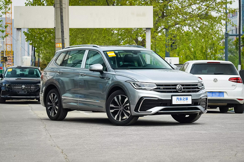 Крупный дилер везет в Россию топовые Volkswagen Tiguan L 2024 с полным приводом и гарантией два года. Объявлена цена