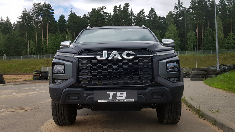 Пикап-мечта для россиян? В Беларуси протестировали JAC T9 с дизельным мотором и «автоматом»