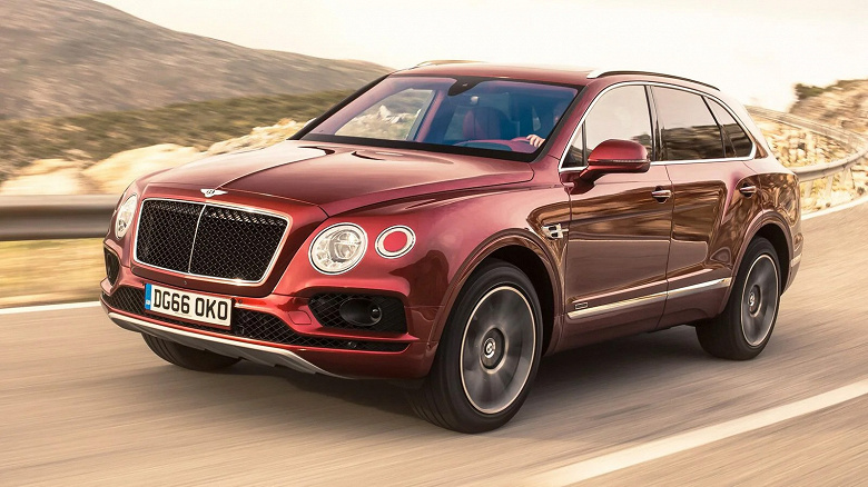 Вслед за Land Cruiser 300 в России отзывают Bentley Bentayga: люксовый кроссовер может «неожиданно обездвижиться»