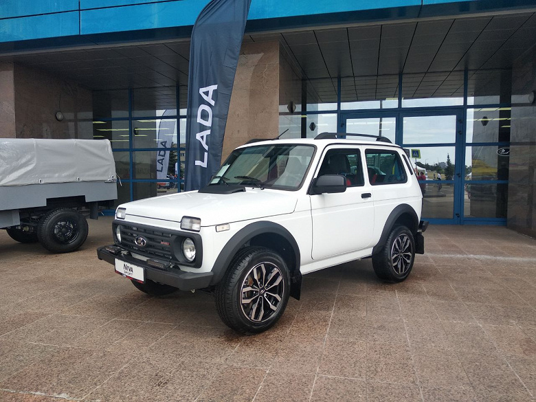 АвтоВАЗ показал три разные Niva Sport – с моторами мощностью 120, 150 и 180 л.с.