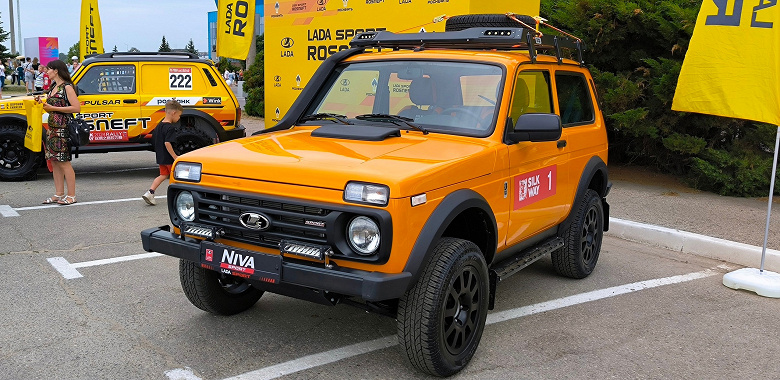 Это Lada Niva Sport Silk Way за 2,5 млн рублей: внедорожник показали на фото снаружи и внутри