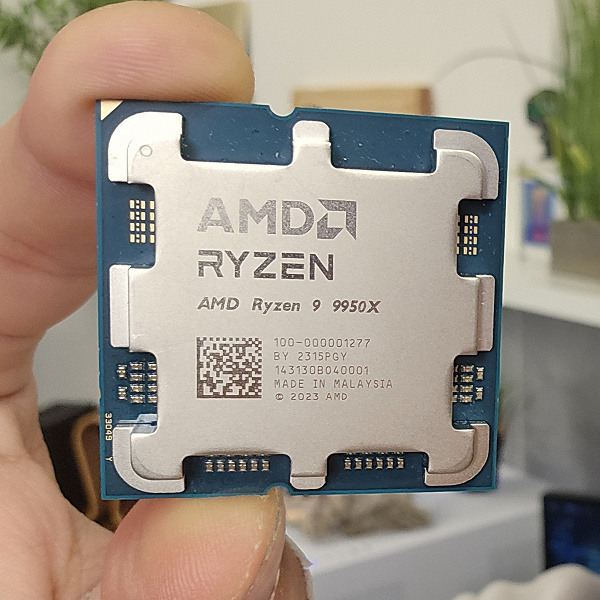 Некоторые счастливчики уже получили новенькие процессоры Ryzen 9000, причём бесплатно. AMD начала рассылать тестовые образцы