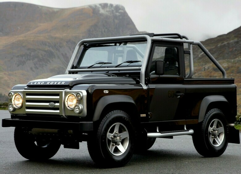 В России продают коллекционный Land Rover Defender SVX 60th Anniversary. Тких было выпущено всего 60