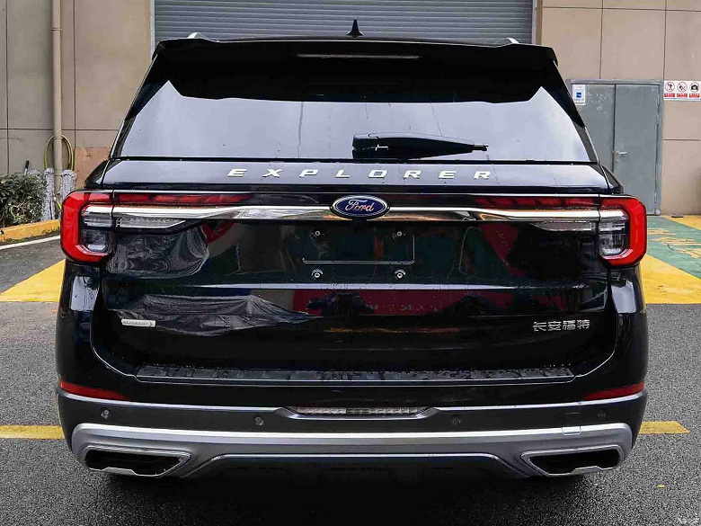 Это новые Ford Explorer и Ford Explorer Kunlun Peak Edition: живые фото перед премьерой