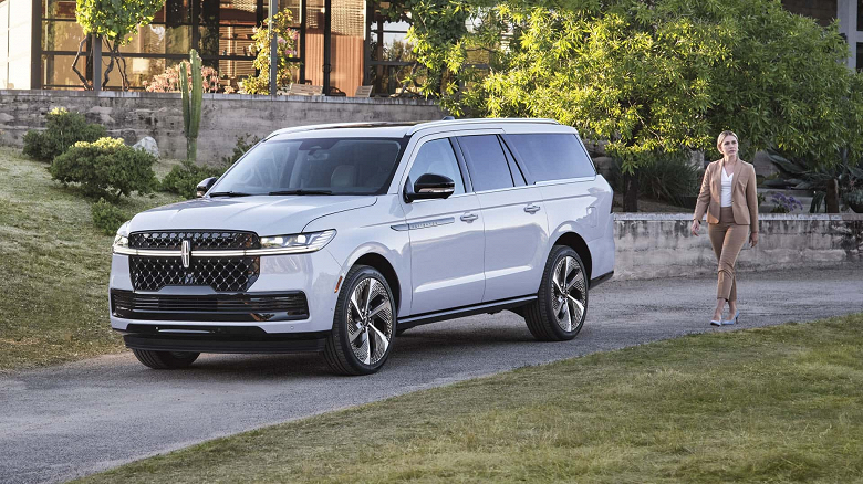 Представлен Lincoln Navigator 2025. Он создан для конкуренции с новым Cadillac Escalade