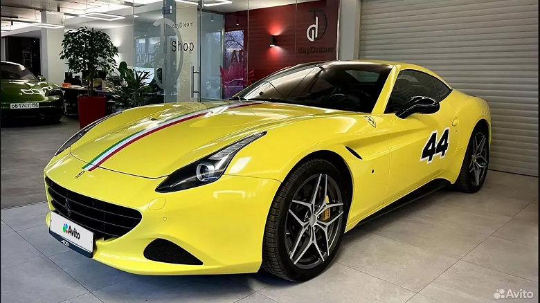 В России продают Ferrari California T, способную разогнаться до 315 км/ч — недорого