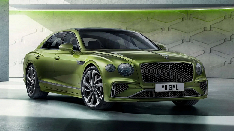 Представлен самый мощный седан в истории Bentley — Flying Spur 2025